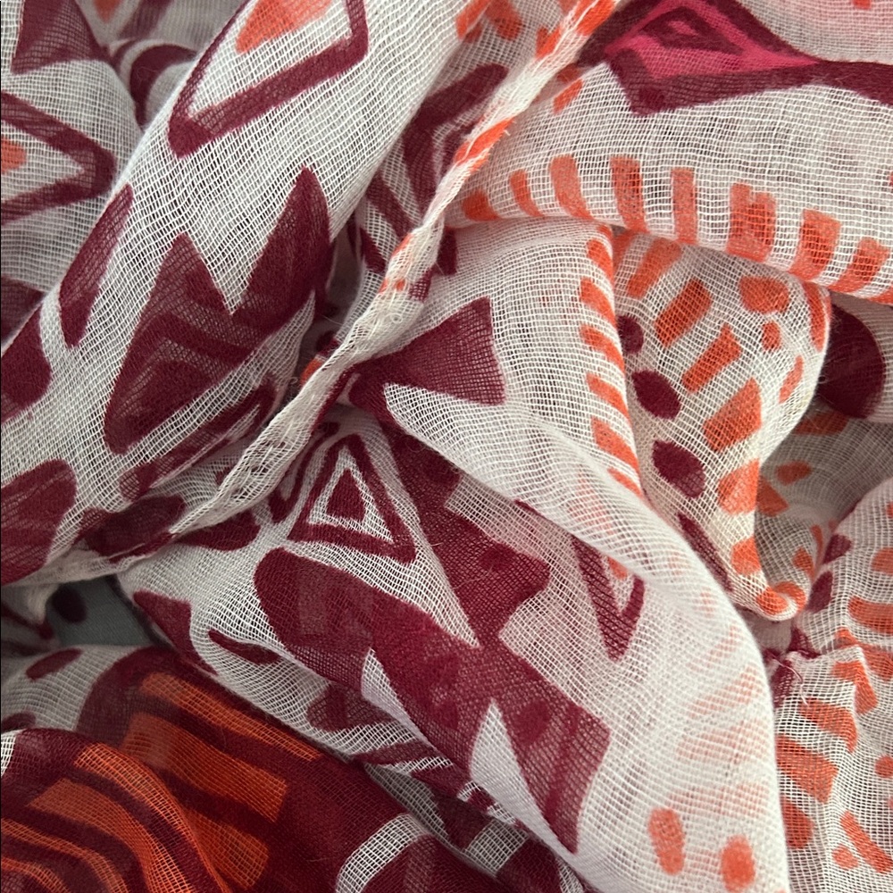 Fall Geometric Patterned Scarf - Picture 4 of 4